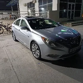 Hyundai Sonata 2012