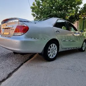 Toyota Camry 2005