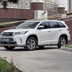 Toyota Highlander 2019