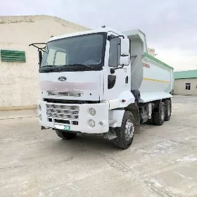 Ford Cargo 3535D 2015