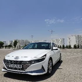 Hyundai Elantra 2021