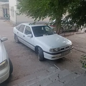 Opel Vectra 1990