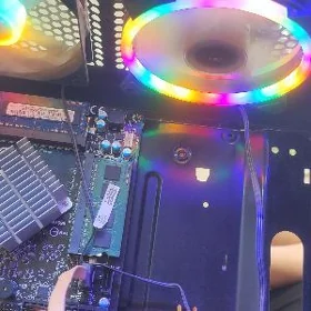 KOMPYUTER CELERON 8GB 2.41 Ghz