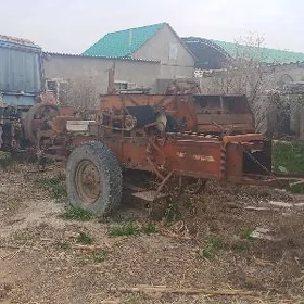 MTZ 80 1999