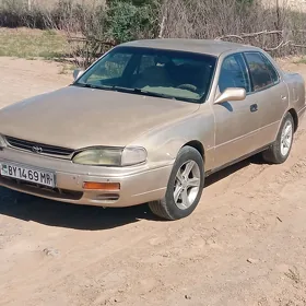 Toyota Camry 1992