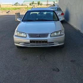 Toyota Camry 2000
