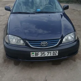 Toyota Avensis 2001