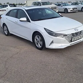 Hyundai Elantra 2021