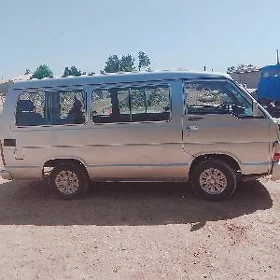 Toyota Hiace 1989