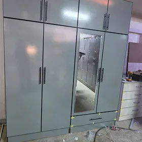 Mebel taze