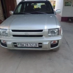Infiniti QX4 1999