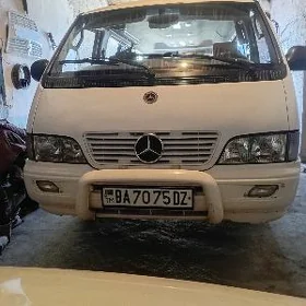 Mercedes-Benz eSprinter 2006