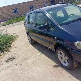 Opel Zafira 1999