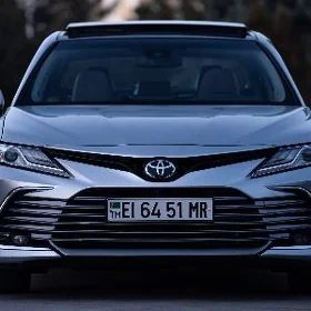Toyota Camry 2021