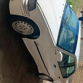 BMW 325 1991