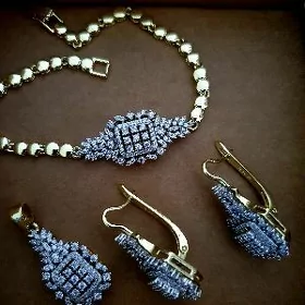 bijuterya komplekt