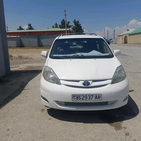 Toyota Sienna 2006