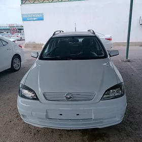 Opel Astra 2004