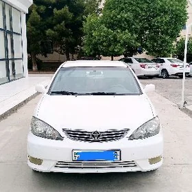 Toyota Camry 2004