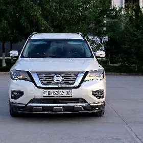 Nissan Pathfinder 2019