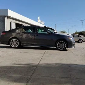 Toyota Camry 2011