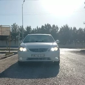Toyota Camry 2004
