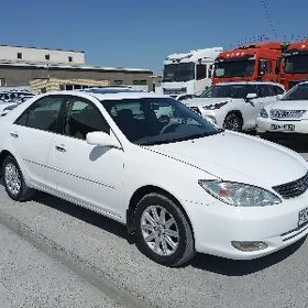 Toyota Camry 2004