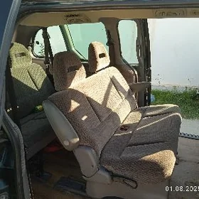 Chrysler Voyager 2001