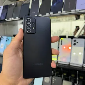 SAMSUNG A52