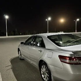 Toyota Camry 2010
