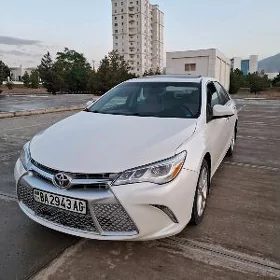 Toyota Camry 2017
