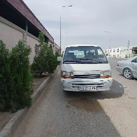 Toyota Hiace 1990