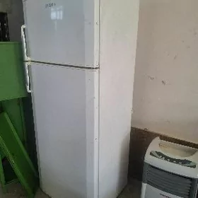 Holadelnik Beko