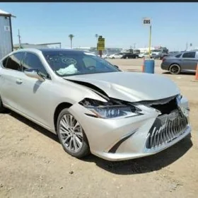 Lexus ES 350 2019
