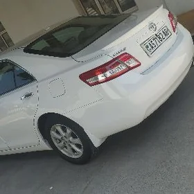 Toyota Camry 2011