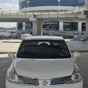 Nissan Versa 2010
