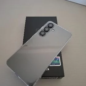 Samsung S24