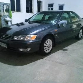 Toyota Camry 1998