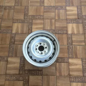 Lada 7 i Radnoÿ Disk