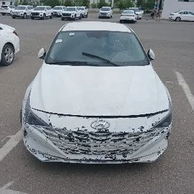 Hyundai Elantra 2021