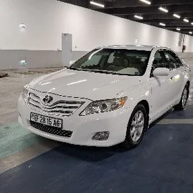 Toyota Camry 2010