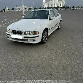 BMW E39 2001