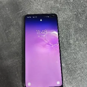 S 10 plus
