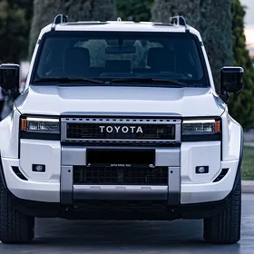 Toyota Land Cruiser Prado 2025