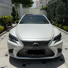 Lexus LS 500 2019