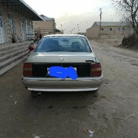 Opel Vectra 1992
