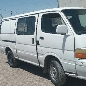 Toyota Hiace 1997