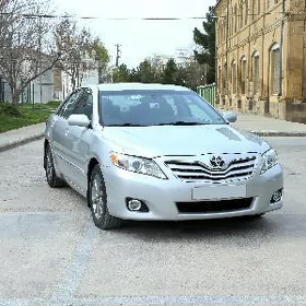 Toyota Camry 2010