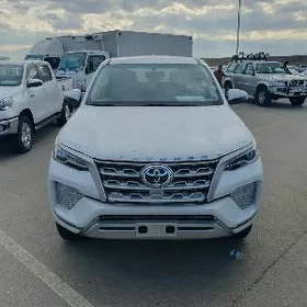 Toyota Hilux 2025