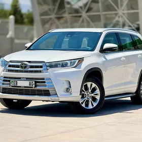 Toyota Highlander 2018